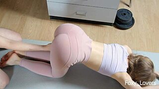 my roommate SEDUCED me during yoga, now i FUCK her in tight pants