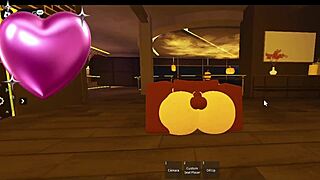 स्नोबनी रॉब्लॉक्स में बिग ब्लैक कॉक से मिलकर एक्साइटेड फील करती है