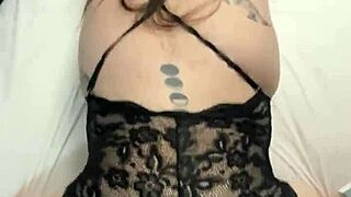 Fucking Latina pussy with finger in ass 😈