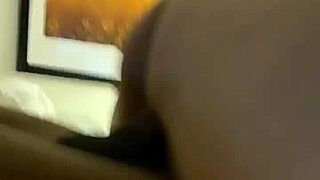 Big Booty White Girl Riding BBC Until Bust