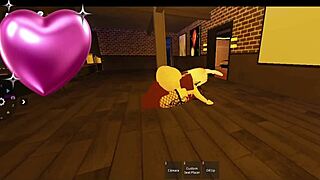 स्नोबनी रॉब्लॉक्स में बिग ब्लैक कॉक से मिलकर एक्साइटेड फील करती है