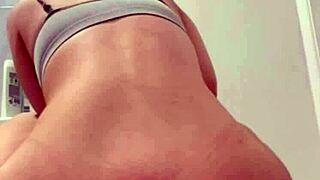 I had horny girlfriend experince with american exchang student.