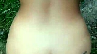 mi vecino me espera a la entrada de mi puerta con la verga parada