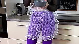 Enjoy Breakfast With Beautiful Cherrylcolle In Heels