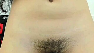 Genç 18+ amatör büyük memeler ve kıç ev yapımı eğlence keşfediyor