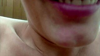 novinho virgem gozou muita porra em cima da minha buceta e continuou com o pau duro