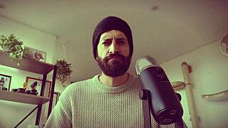 Desafio para hombres en una formación de sexualidad - sostener el semen with latina teens.