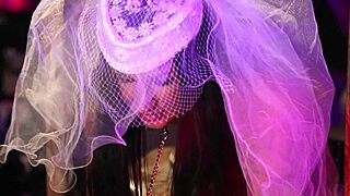 Gypsy queen and obedient bride