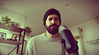 Desafio para hombres en una formación de sexualidad - sostener el semen with latina teens.