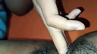 sacándole la lechita a mi gordagolosa con movimientos suaves