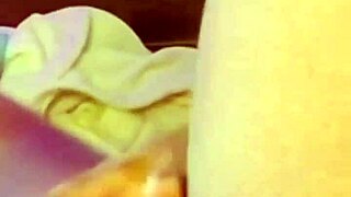 garota gostosa e magra do tinder depois de alguns drinks monta no meu pau ate destruí-lo com peitos ricos