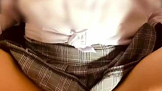 latina modelo opens legs for boss in miniskirt missionary