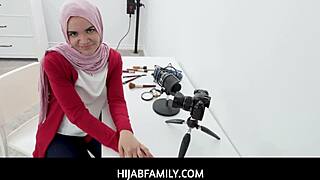 arab teen seeks loan from stepbro