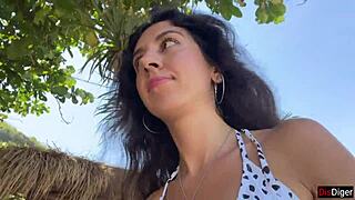 I had this hottie suckin my dick on the public beach, and she walked along the shore with cum on her face - cumwalk