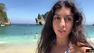 I had this hottie suckin my dick on the public beach, and she walked along the shore with cum on her face - cumwalk