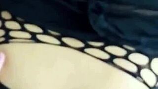 Fodendo por tras gostoso