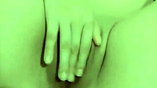 Hermosa Flaquita Blanquita Se Masturba Bien Rico y Enseña Su Linda Vagina