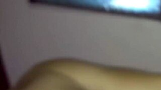 Morena snyder hårdt på hotel