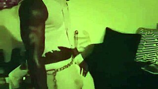 Cougars gather for wild group fucking at the party