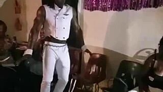 Cougars gather for wild group fucking at the party