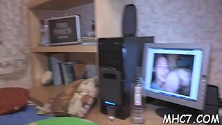 Sweetie bonks for a ride 😏