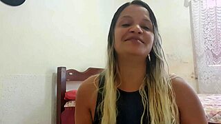 Latina reaches orgasm with her fan on webcam.