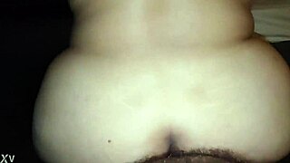 Gordita culona gets bent over in doggystyle