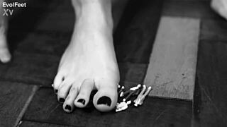 bia roman is the boss today, you will be the foot goddess