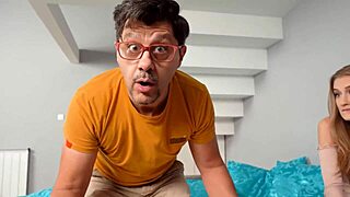 Blindfolded Tourist Permits Homeowner To Fuck Tattooed GF For Money 😏