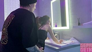 Sex with Stranger in Public Toilet Gets Huge Creampie