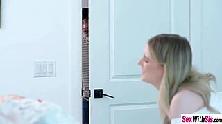 Hot Stepsister Teen Comes Pretty Horny And Wet And Wanted Hardcore Fucking