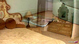 Curvy ebony seduces big cock 😏