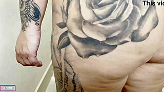 i fucked the doorman while my husband was out