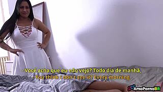 Minha Madrasta Sentiu Cheiro De Piroca Suada E Punheta No Ar