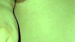 I masturbate with a hot mature woman part 1!