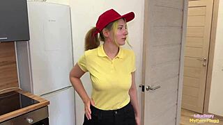 I Roughly Fucked The Pizza Delivery Girl To Make Up For Her Loss