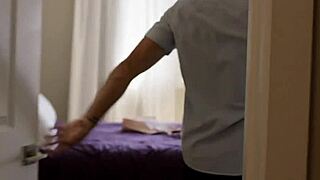 Big naturals babe kendra sunderland proves her pussy better than bfs sex doll