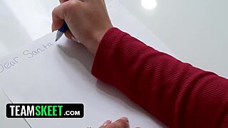 Santa Hunts For Pussy On Christmas Eve