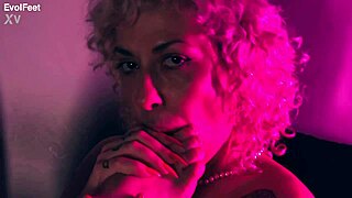 Two queens intensely lick feet