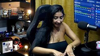 ruan checks if renatinha mello is without panties, lots of chemistry in this episode - podcast popum no barraco