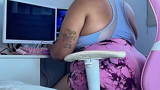 Bbws Embarrassing Farting Moment During Online Gaming!