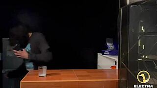 Peruvian Redhead Milks With Huge Tits