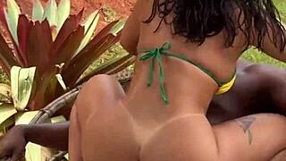 Pedreiro Pirocudo Fodeu Patroa Sem Camisinha No Meio Da Obra!