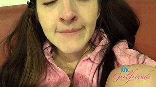 Tifa Quinn says, Lick my pussy and finger me to orgasm.