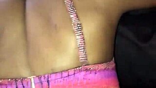 look at that big juicy ass bouncing