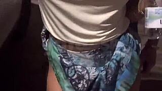 Wife Fucks Young Guys!