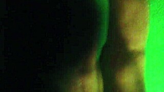 Mohana fürdik rejtett kamerával dél-indiai 1. rész.