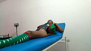 im in the massage parlor dressed as a goblin woman waitin for my boyfriend to fuck me