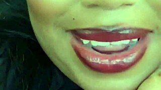 Blackvelvet gets caught masturbating her pussy to orgasm 😏