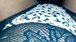 Monique boldly shows her phat pussy in intense sex